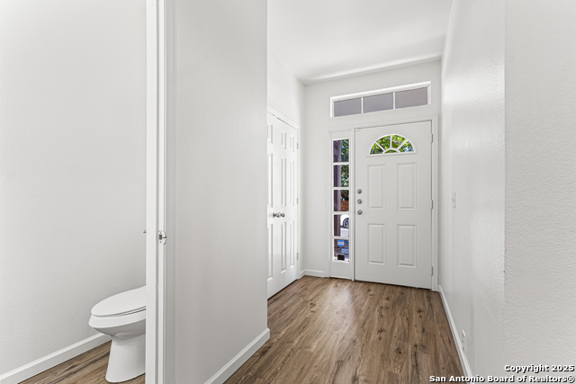 Listing photo id 1 for 210 Rush Hvn