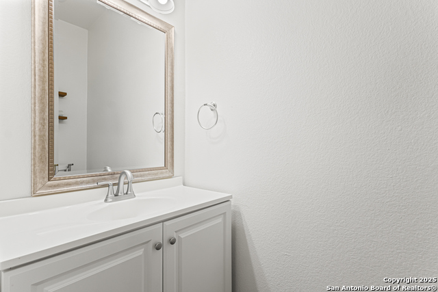 Listing photo id 3 for 210 Rush Hvn