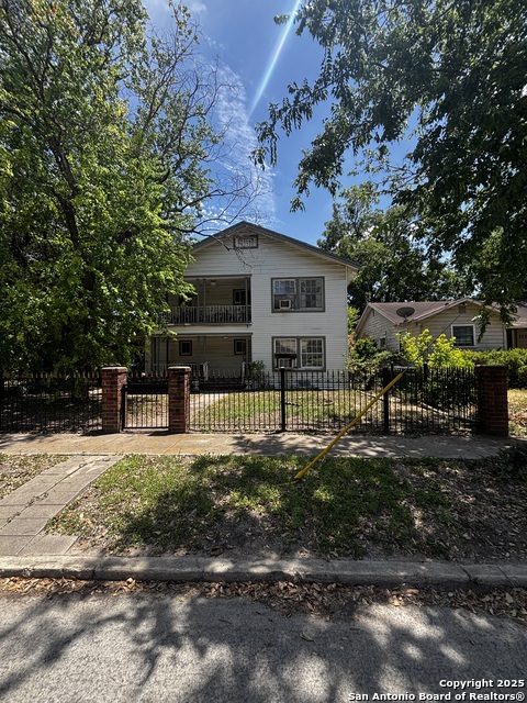 Details for 202 Benita  , San Antonio, TX 78210