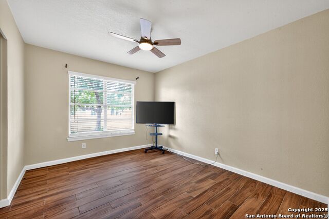 Image 5 of 16 For 4223 Kilrea Dr