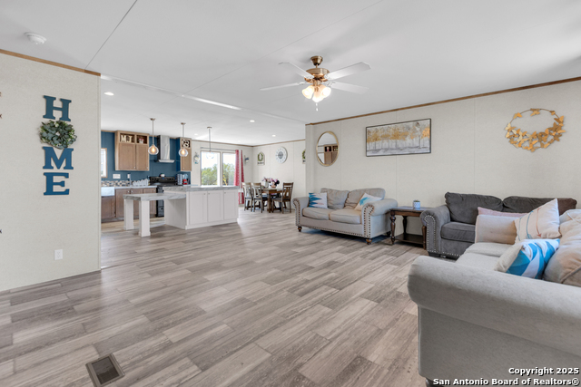 Image 2 of 27 For 505 Lagunillas