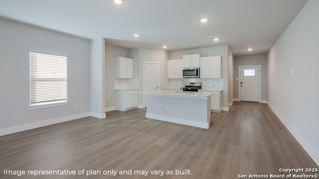 Image 7 of 29 For 14675 Pearl Flats