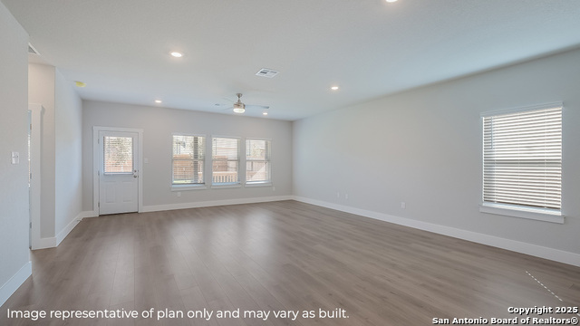 Image 8 of 29 For 14675 Pearl Flats