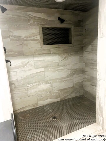 Image 10 of 13 For 104 Persons  