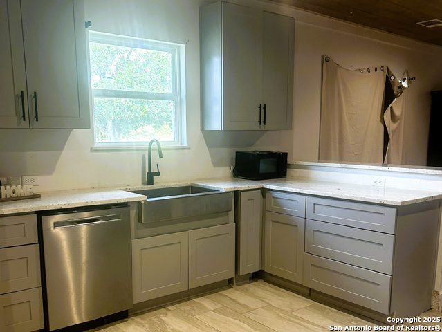 Image 4 of 13 For 104 Persons  