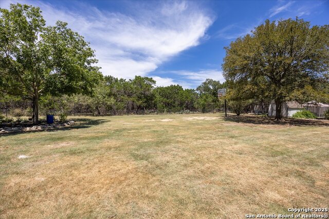 Image 34 of 45 For 608 Kendall Parkway