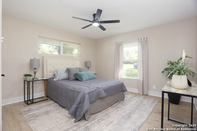 Image 17 of 32 For 17207 Sugar Crest