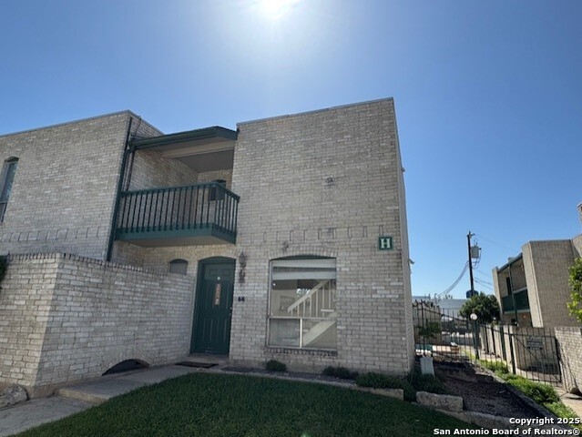 Details for 9915 Powhatan  6h, San Antonio, TX 78230