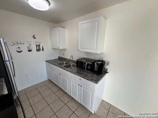 Image 14 of 21 For 9915 Powhatan  6h