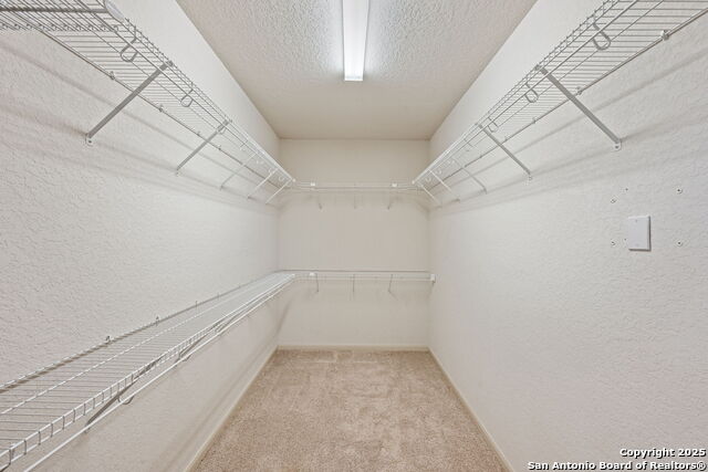 Image 17 of 32 For 207 Garden Hl