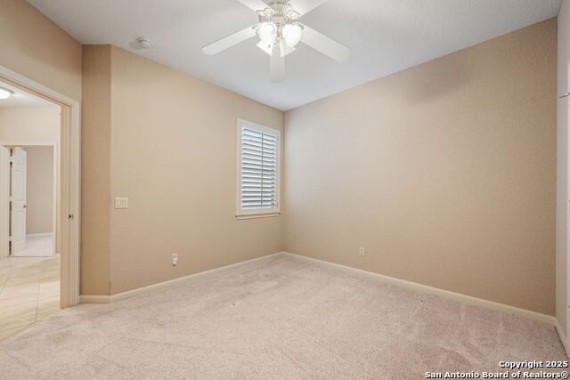 Image 24 of 32 For 207 Garden Hl