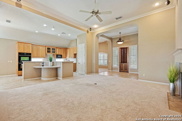 Image 7 of 32 For 207 Garden Hl