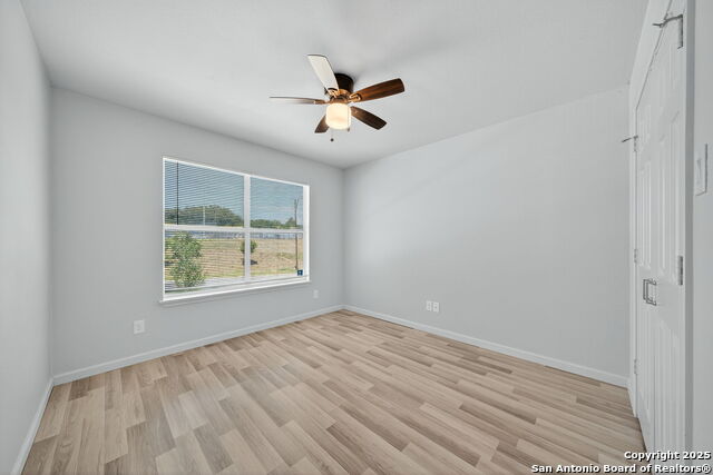 Image 19 of 27 For 6626 Woodstock Dr