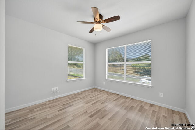 Image 20 of 27 For 6626 Woodstock Dr