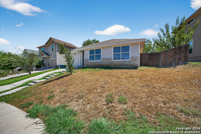 Image 3 of 27 For 6626 Woodstock Dr