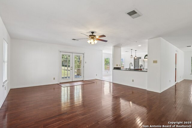 Listing photo id 26 for 16 Marella Dr