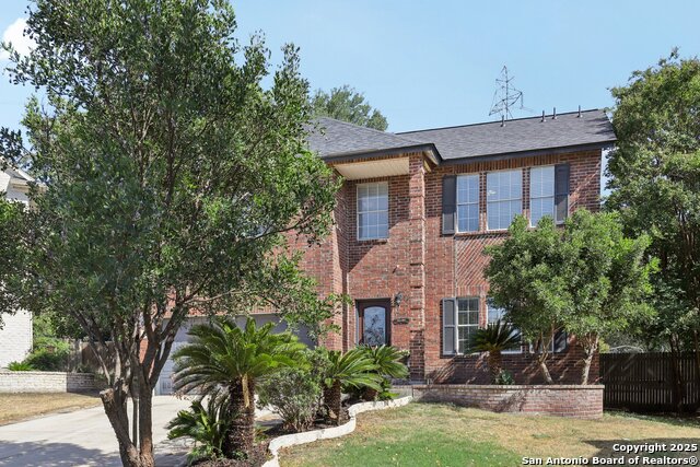 Listing photo id 1 for 16 Marella Dr