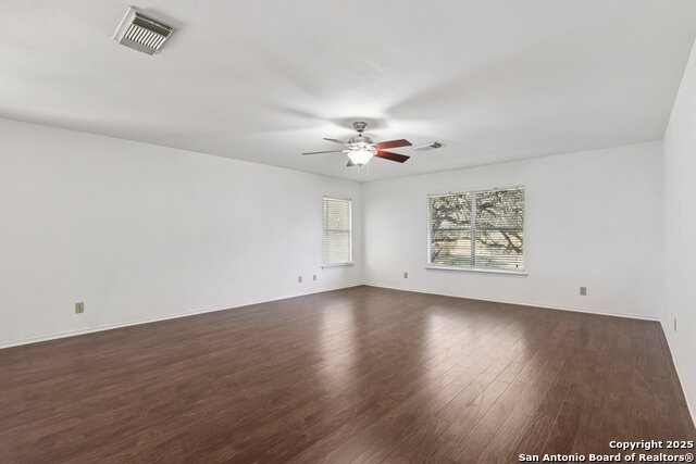 Listing photo id 31 for 16 Marella Dr