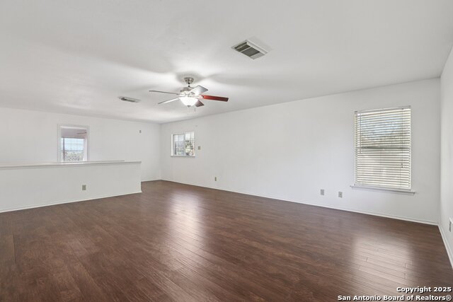 Listing photo id 32 for 16 Marella Dr