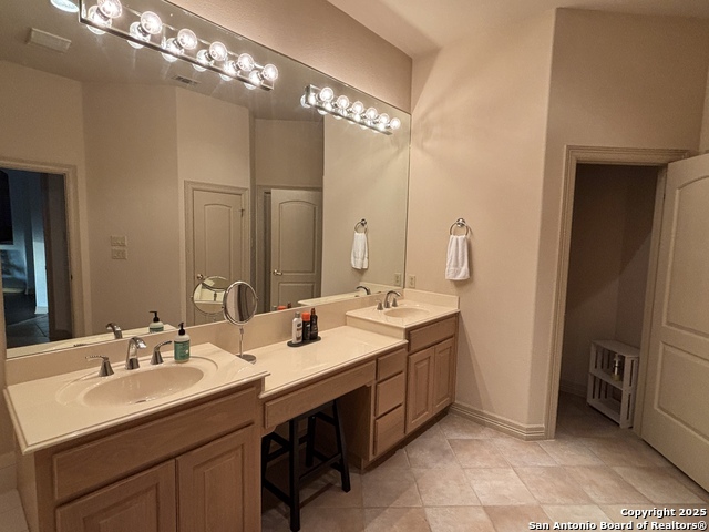 Image 19 of 51 For 131 Westcourt Ln