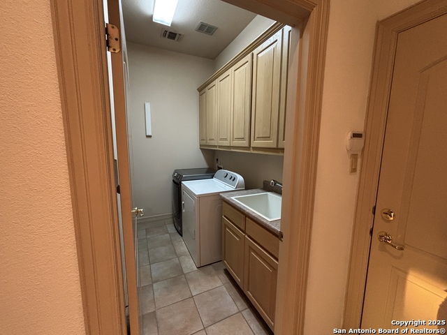 Image 29 of 51 For 131 Westcourt Ln