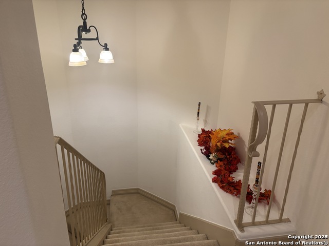 Image 32 of 51 For 131 Westcourt Ln