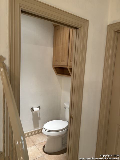 Image 33 of 51 For 131 Westcourt Ln