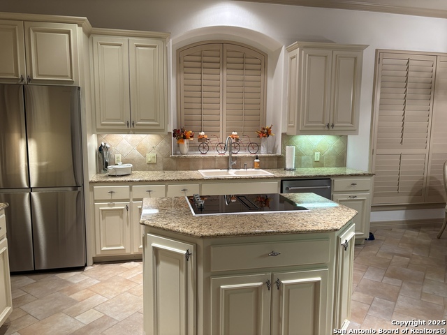 Image 5 of 51 For 131 Westcourt Ln