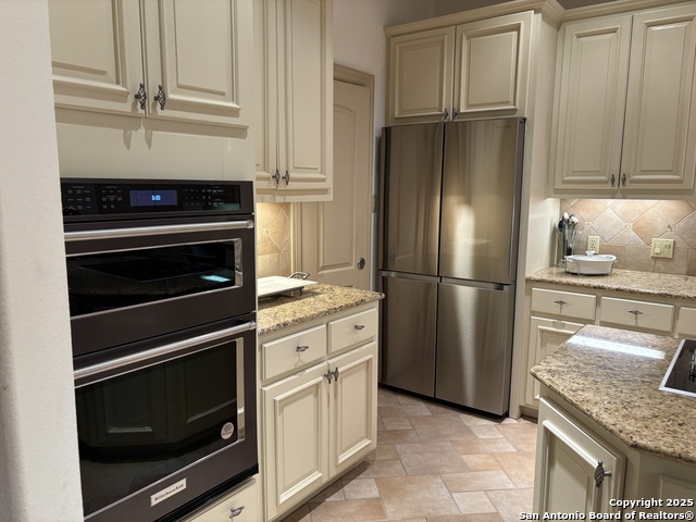 Image 8 of 51 For 131 Westcourt Ln