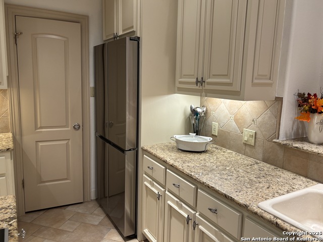 Image 9 of 51 For 131 Westcourt Ln