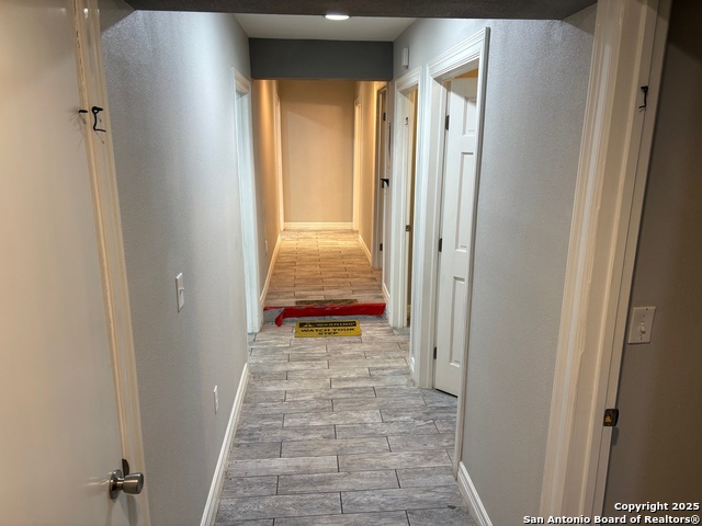 Image 9 of 13 For 2810 Hillcrest Dr