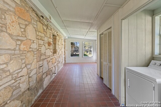 Listing photo id 13 for 6268 Highway 27