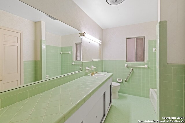 Listing photo id 14 for 6268 Highway 27