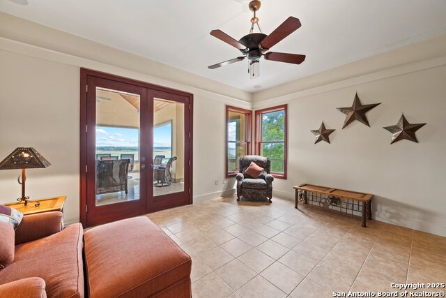 Listing photo id 22 for 169 Shores Point