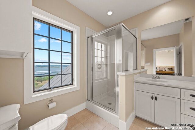 Listing photo id 33 for 169 Shores Point