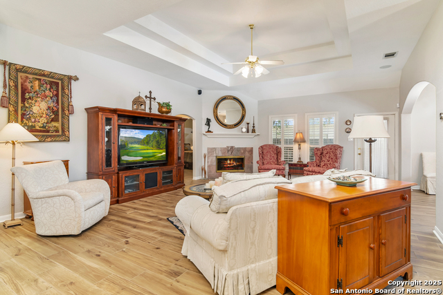 Image 12 of 48 For 6 Oakwell Farms