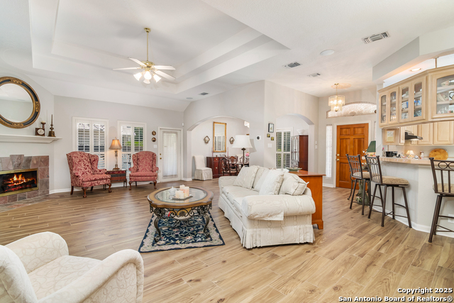 Image 13 of 48 For 6 Oakwell Farms