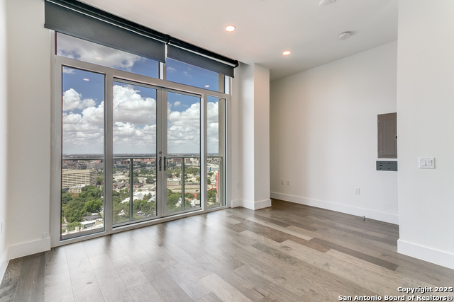 Listing photo id 11 for 123 Lexington Ave 1610
