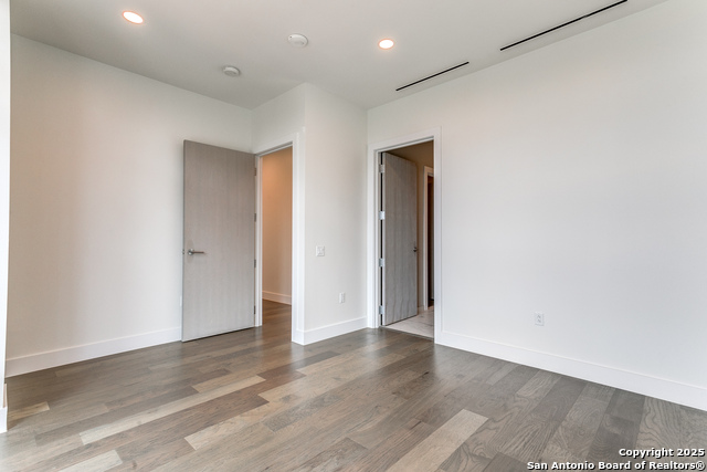 Listing photo id 14 for 123 Lexington Ave 1610
