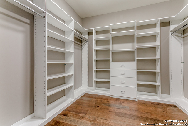 Listing photo id 17 for 123 Lexington Ave 1610