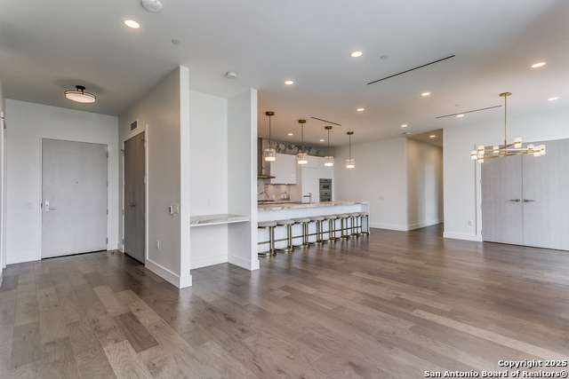 Listing photo id 0 for 123 Lexington Ave 1610