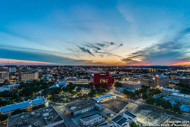 Listing photo id 24 for 123 Lexington Ave 1610