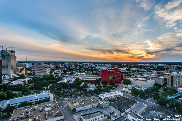 Listing photo id 26 for 123 Lexington Ave 1610