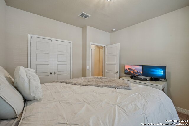 Listing photo id 32 for 8954 Highland Star