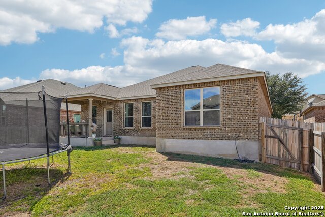 Listing photo id 38 for 8954 Highland Star