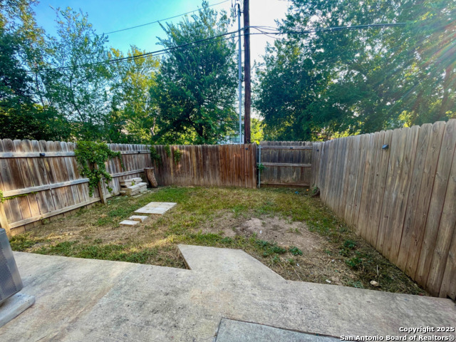 Image 12 of 14 For 8603 Kingsbury View  3