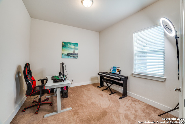 Image 19 of 23 For 383 Lilly