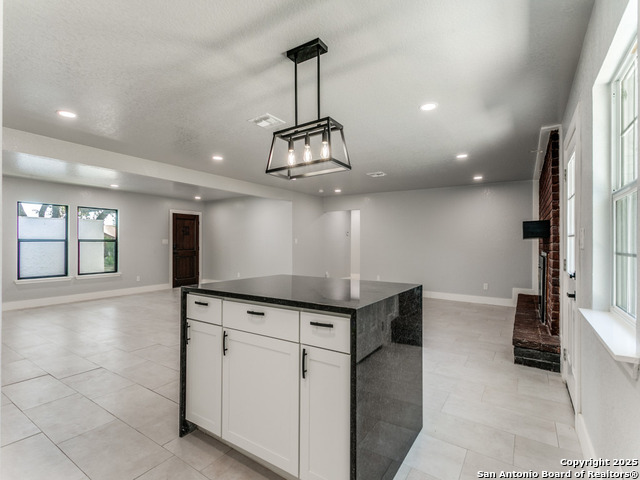 Image 10 of 27 For 5422 Cerro Vista