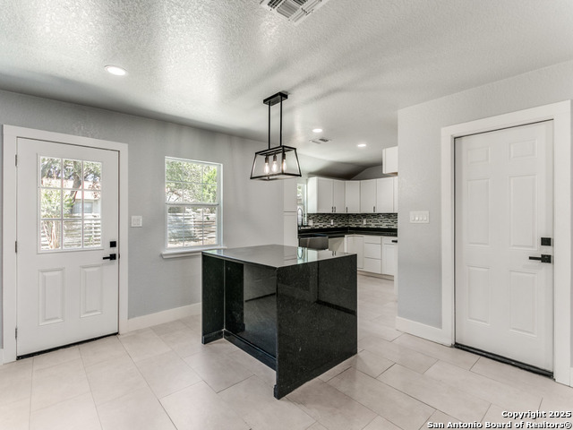 Image 11 of 27 For 5422 Cerro Vista