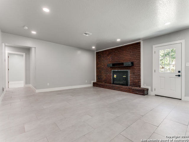 Image 8 of 27 For 5422 Cerro Vista
